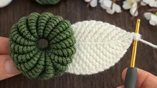 Gorgeous Crochet Flower Design | Green Base White Petals | Easy Instructions