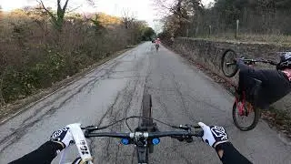 Parco Batteria con Francesco Petrucci | blu Line | Downhill | RAW |
