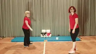 Kinderturnen Bianca & Martina Springm&auml;use Elki Alltagsmaterial Klopapierrolle