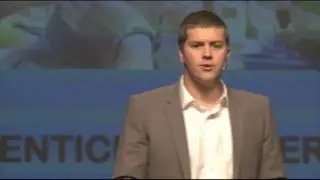Sam Graham Felsen - HOW WE DID IT: BARACK OBAMA&acute;S GROUNDBREAKING ONLINE STRATEGY.