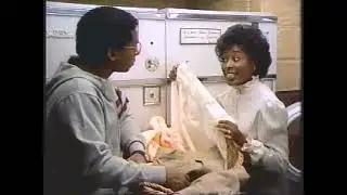Marion Ramsey 1984 Wisk Laundry Detergent Commercial