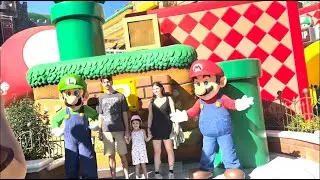 Mario and Luigi meet and greet | Fan high fives Mario! Universal Studios Hollywood