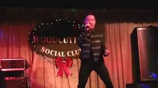 Jason Oliver- Can't Help Falling In Love.(live)