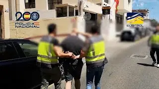 No Comment. La police espagnole démantèle un réseau accusé de recruter des tueurs à gages mine…