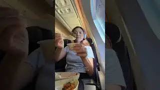 everything I ate on my 12-hour flight to Seoul, South Korea with Air Premia 🛫 #shorts