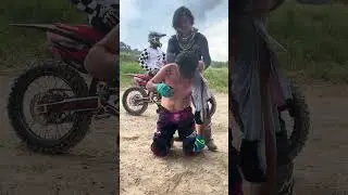 Hombro dislocado en motocross (t&eacute;cnica f&aacute;cil)