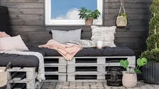 Pallem&oslash;bler som loungesofa p&aring; terassen til sommer