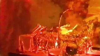 Korn Thoughtless live in Paris 2002 [Enhanced with new sound]