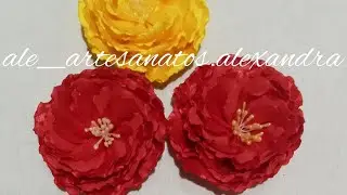 Flor de pétalas onduladas