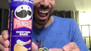 New! Everything Bagel Pringles Food Review  #food #viral #trending #likeandsubscribe #like4like