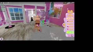 играю с кое с кем! роял хай