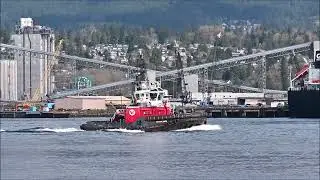 Vancouver harbour, boat, traffic, April 11, 2025