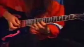 Paul Gilbert - String Skipping Arpeggios