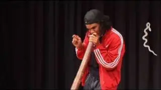 Sean Choolburra does hip hop on Didgeridoo