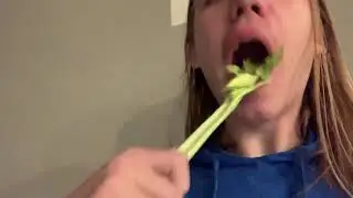 Giant Steps but it&rsquo;s not giant steps at all, it&rsquo;s just a video of me eating celery.