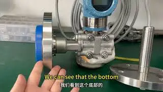 Why is the bottom flange of a double flange differential pressure level transmitter designed as that