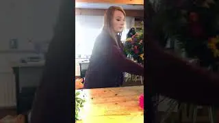 Making a Vibrant Handtied Bouquet