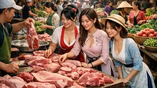 Discover the highland market of Muong Khuong, Lao Cai, selling black pigs and local breeds.