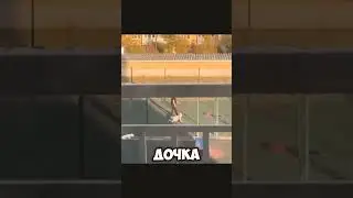 Мать выгуливает на ПОВОДКЕ ребенка-квадробера... #breakingnews #news #семья #квадробика