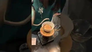 Making hand-drip coffee