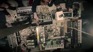 Improvisation pour Bebe Barron et Delia Derbyshire (Take 1, raw sound)