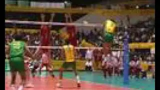 Varia&ccedil;&otilde;es de ataque do oposto Andr&eacute; Nascimento
