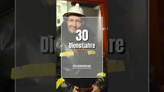 Abschied nach 30 Jahren: Leutnant Willi Schlegel nimmt seinen Einsatzhelm ab 🚒❤️  #feuerwehr