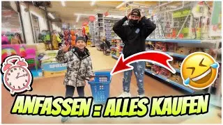 INNERHALB 1 Minute ALLES kaufen was mein BRUDER anf&auml;sst😂 | JamooTv