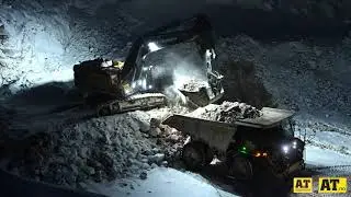 Volvo EC950F gravemaskin i Austertana, Norge