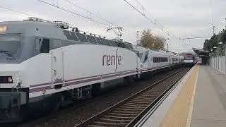 Renfe Viajeros 252-039+Renfe Med&iacute;a Distancia 490-008 por Alcal&aacute; de Henares-Universidad