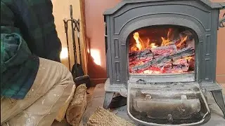 Alone in the Wilderness, Overnight in a Tiny Cabin.