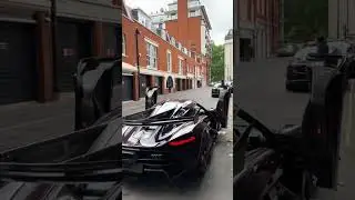 Koenigsegg Jesko bullying streets of London #cars #cartok #koenigseggjesko #bullying #london #loud