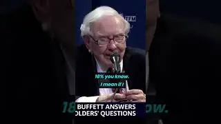 Warren Buffett WARNING: Credit Card Debt could RUIN you ⚠️ | Personal Finance 😎 #shorts