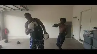 HOW TO FIGHT  A PRESSURE FIGHTER 