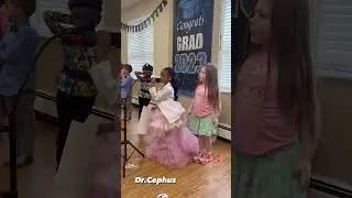 Дочь Карди Би, Калчер, хочет стать врачом, когда вырастет и получит диплом