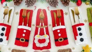 Идеи для рождественского вязания крючком 🎄 | Подставки для столовых приборов в виде Санты и ёлки ...