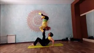 Acroyoga. AcroUral. Olga and Sveta.