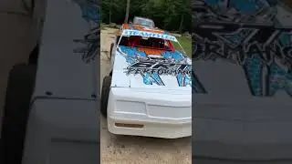 Dirt track car wrap