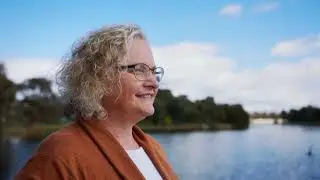 Veteran Julie Nichols talks with DVA about her business - Handmade Market Canberra