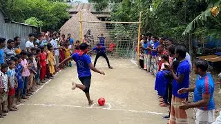 চোখ বেধে গোল দেওয়া আর গোল ঠেকানোর চ্যালেঞ্জ। মজার খেলায় কে পুরস্কার জিতলো ? Blind penalty shootout