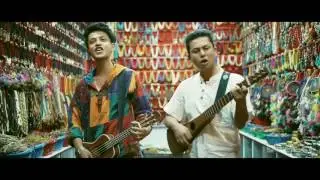 WALKING FIRIRI   (Thamel & Pokhara Lakeside) VIDEO 720P with Lyrics