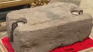 Stone of Destiny arrives at Westminster Abbey for King&rsquo;s coronation
