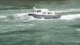 Sechelt Rapids - Sechelt Marine I practically glides through