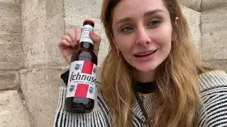 P8stie Tries ICHNUSA Beer at St. Peter's Square
