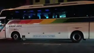 Malam Sabtu....hunting bus tipis² di depan lapangan BSD Junction - Serpong
