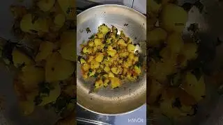 aloo fry recipe 🤤#cookingvideo #youtube #shorts#viral#treading #akanchha