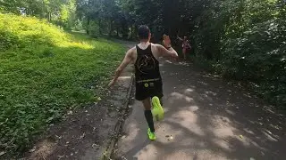 Chasing a course PB at Hyde Parkrun: Up Close with the Insta360 GO 3S!