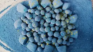 Blue Chalk ball crushing asmr satisfying video/ slate pencil crunching/clay crushing 🤤🤤#satisfying 