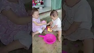 Twins main