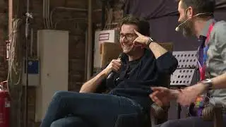 DOCTOR WHO David Tennant on Stage Panel PROUD NERD - ANGELS & DEMONS Convention Fans Con 10th Doctor